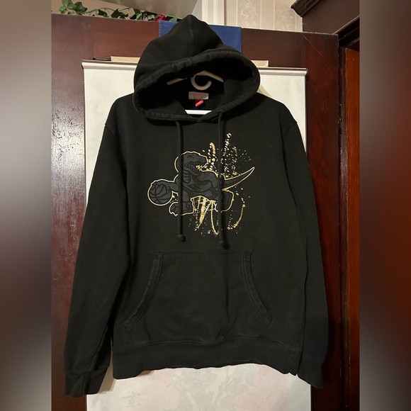 Mitchell & Ness woman’s Black Cotton Blend (80%) Hoodie, size XL - Picture 1 of 4